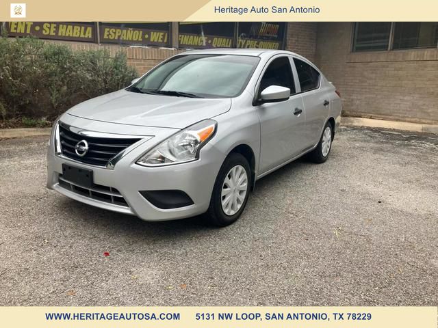 2019 Nissan Versa S Plus