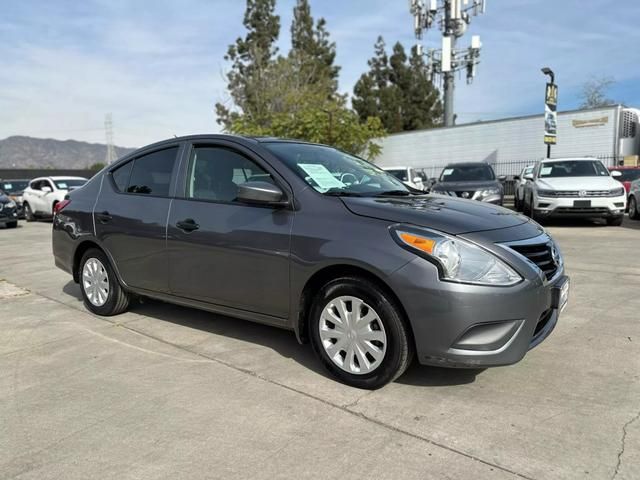 2019 Nissan Versa S Plus