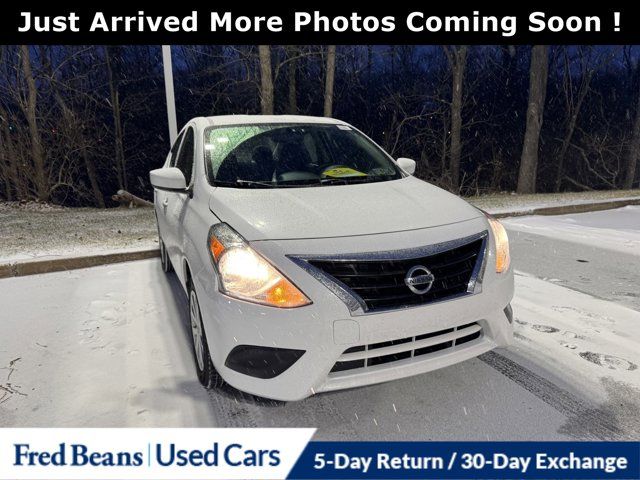 2019 Nissan Versa SV