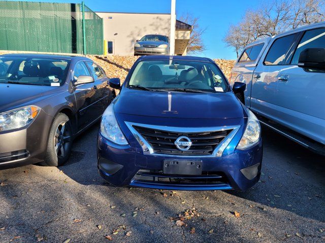 2019 Nissan Versa SV