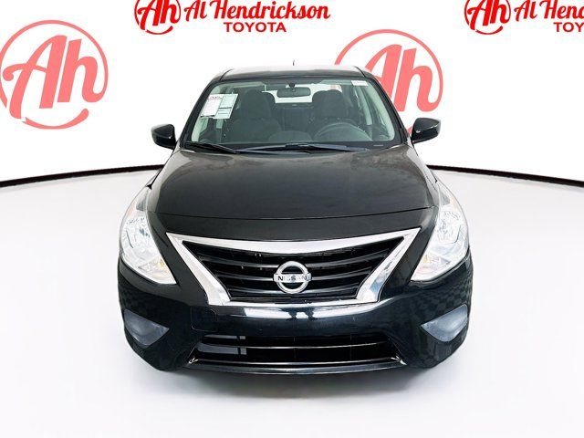 2019 Nissan Versa SV