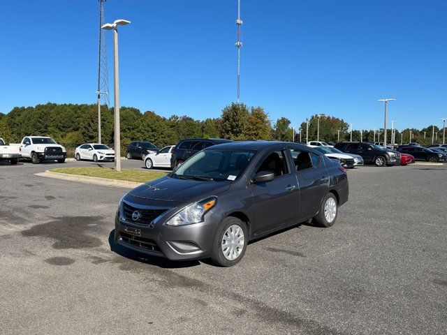 2019 Nissan Versa SV