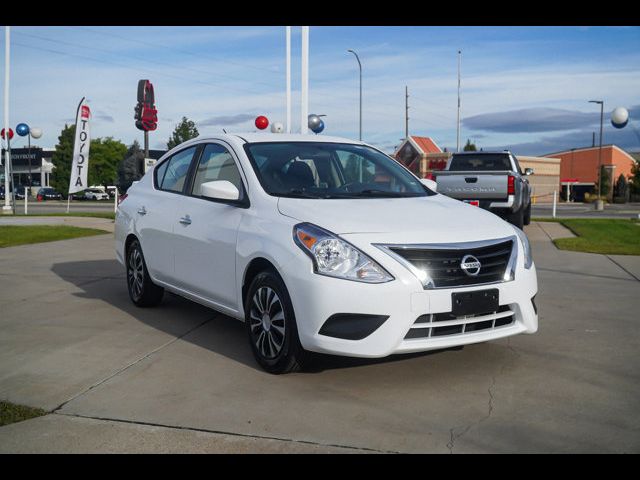 2019 Nissan Versa SV