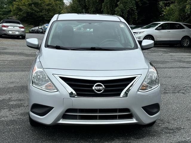 2019 Nissan Versa SV