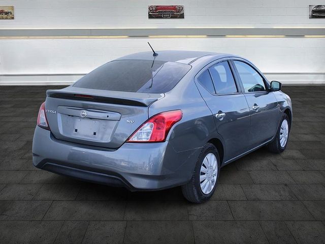 2019 Nissan Versa SV