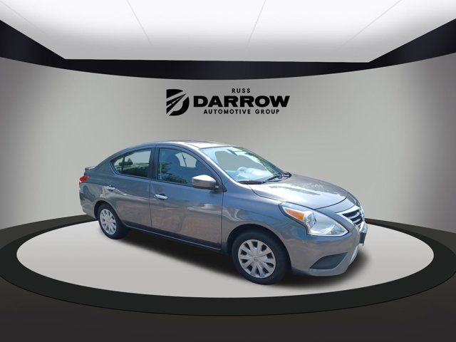 2019 Nissan Versa SV