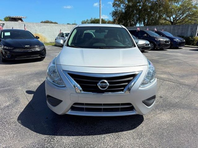 2019 Nissan Versa SV