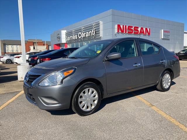 2019 Nissan Versa SV