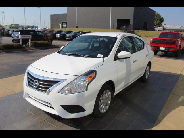 2019 Nissan Versa SV