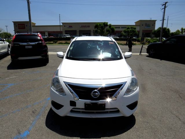 2019 Nissan Versa SV