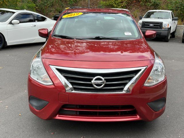 2019 Nissan Versa SV