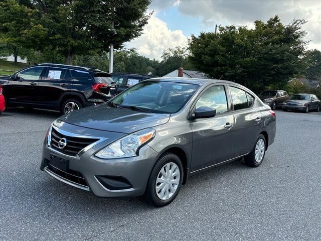 2019 Nissan Versa SV