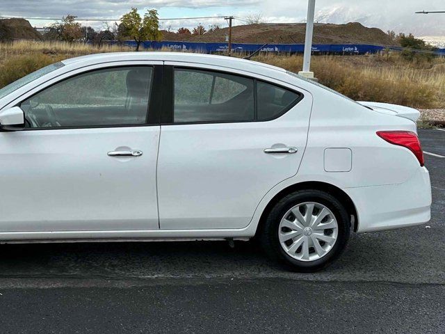 2019 Nissan Versa SV