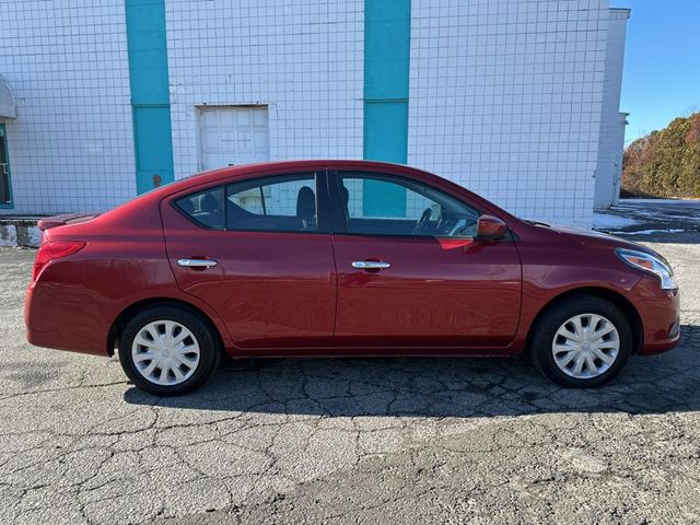 2019 Nissan Versa SV