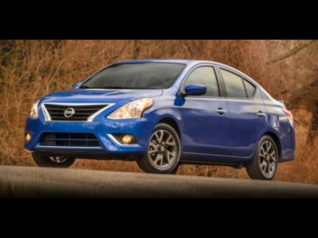 2019 Nissan Versa SV