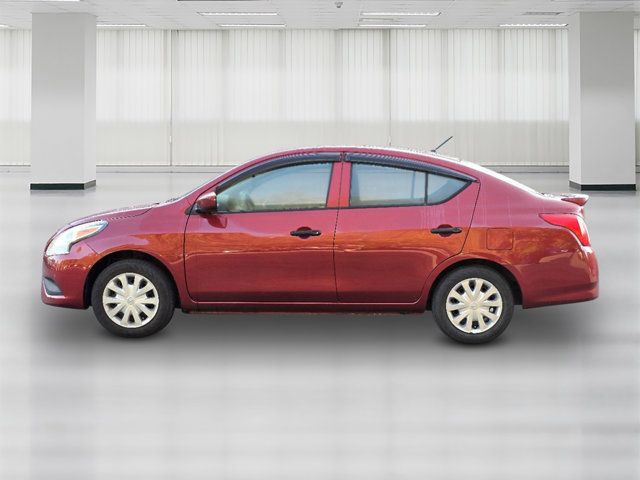 2019 Nissan Versa S Plus