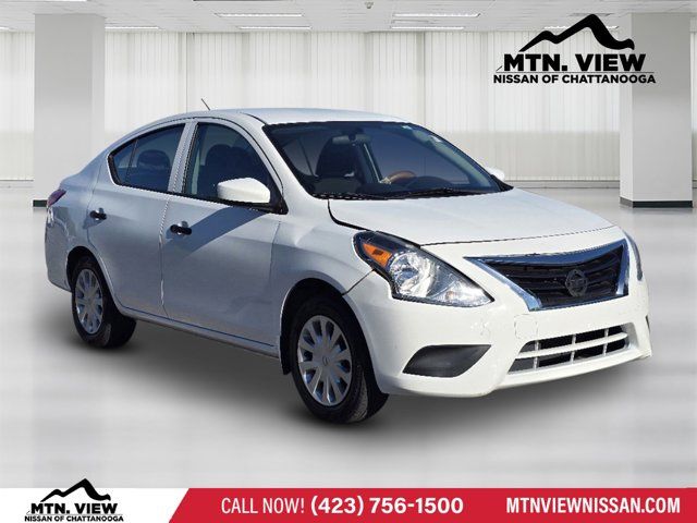 2019 Nissan Versa S Plus