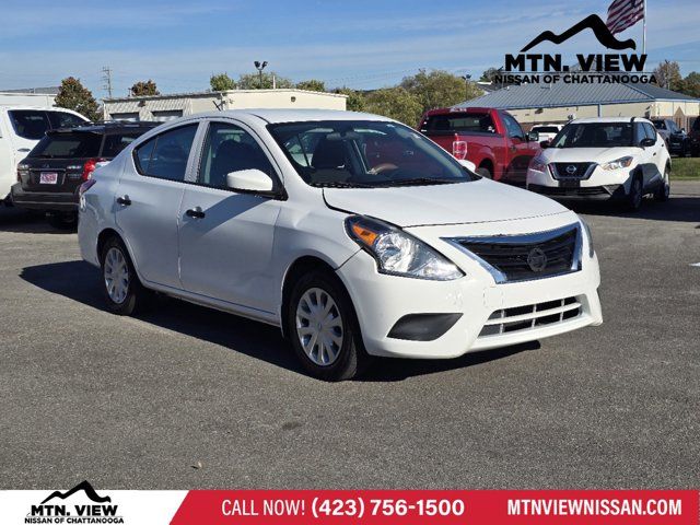 2019 Nissan Versa S Plus