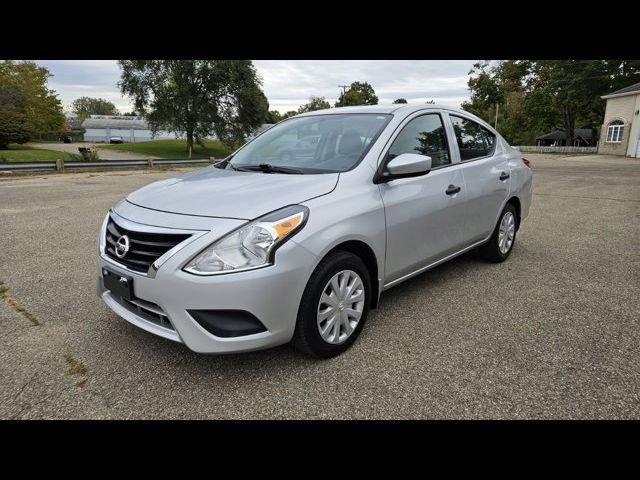 2019 Nissan Versa S Plus