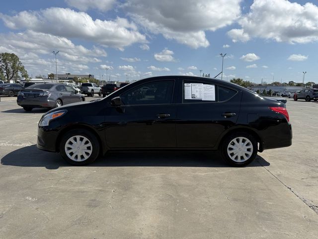 2019 Nissan Versa S Plus