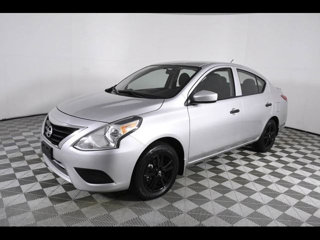 2019 Nissan Versa S Plus