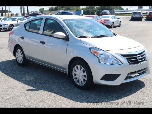 2019 Nissan Versa S Plus