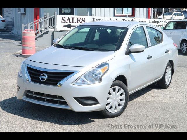 2019 Nissan Versa S Plus