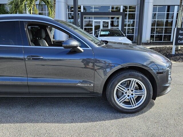 2019 Porsche Macan S