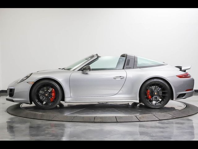 2019 Porsche 911 4 GTS