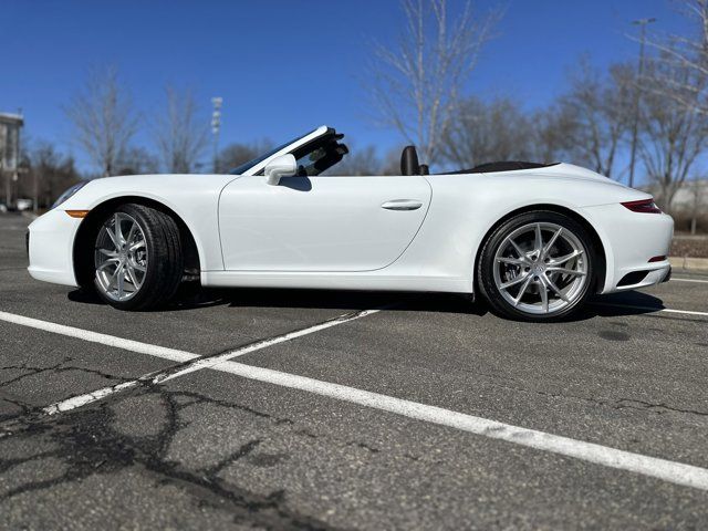 2019 Porsche 911 Carrera