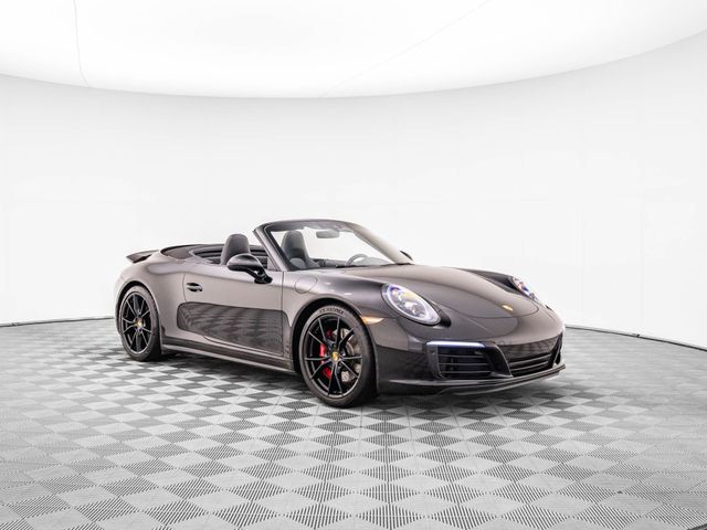 2019 Porsche 911 Carrera 4S