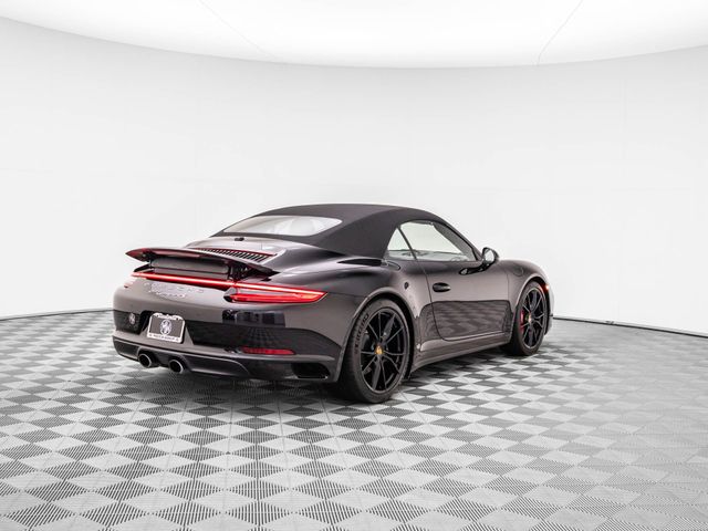 2019 Porsche 911 Carrera 4S