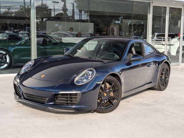 2019 Porsche 911 Carrera