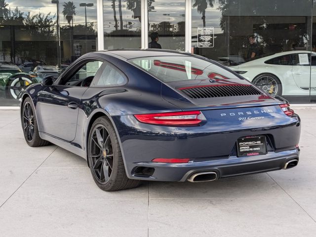 2019 Porsche 911 Carrera