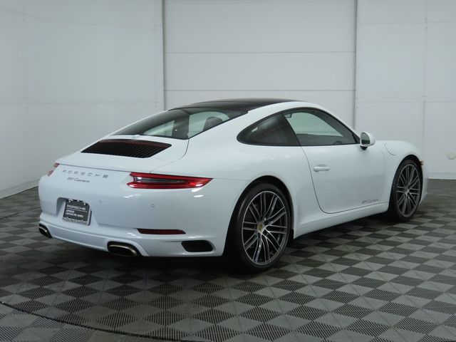 2019 Porsche 911 Carrera