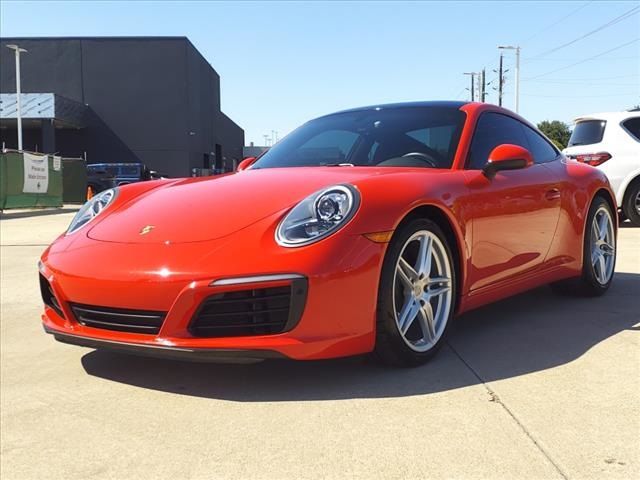 2019 Porsche 911 Carrera