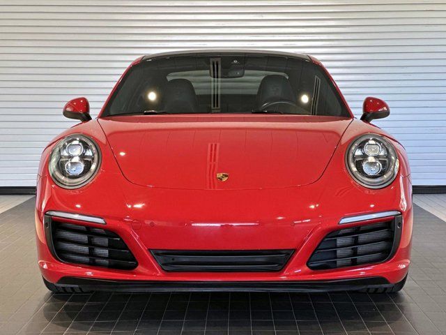 2019 Porsche 911 Carrera