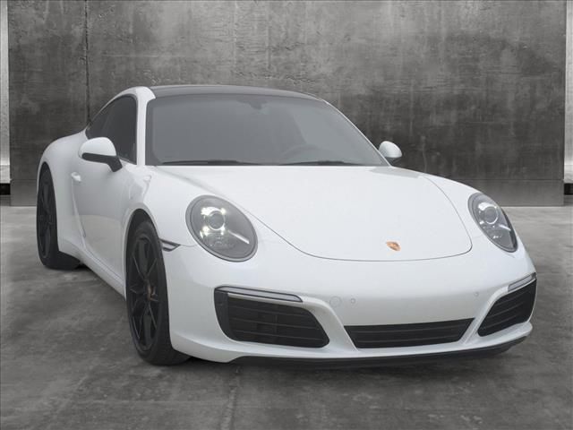 2019 Porsche 911 Carrera