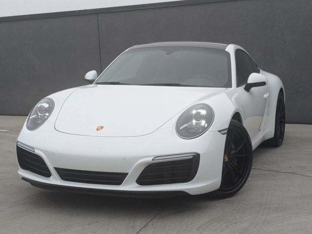 2019 Porsche 911 Carrera