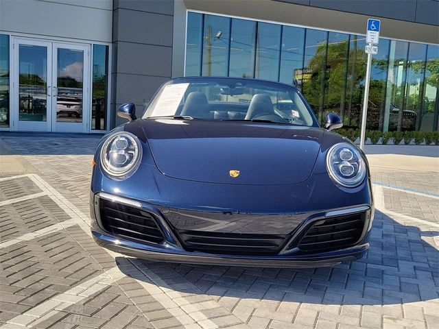 2019 Porsche 911 Carrera