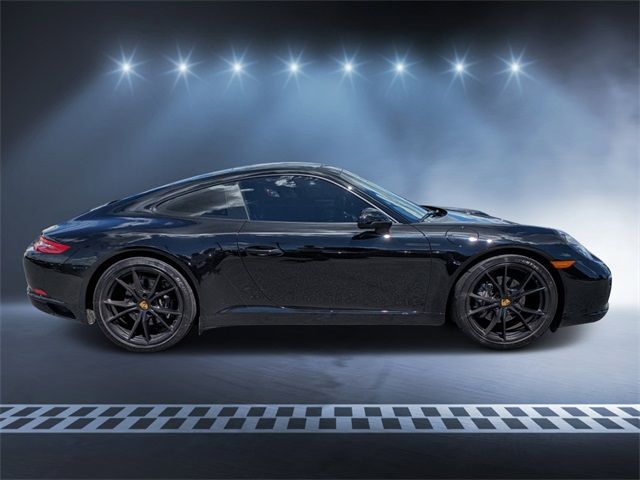 2019 Porsche 911 Carrera 4