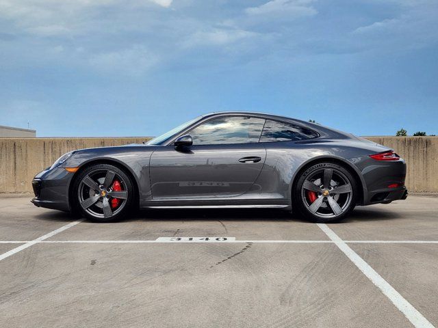 2019 Porsche 911 Carrera 4S