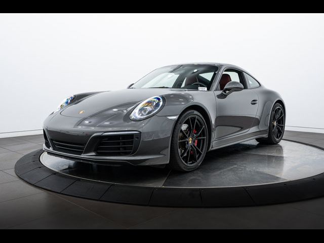 2019 Porsche 911 Carrera 4 GTS