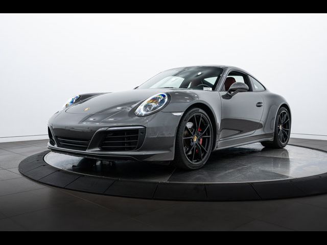 2019 Porsche 911 Carrera 4 GTS