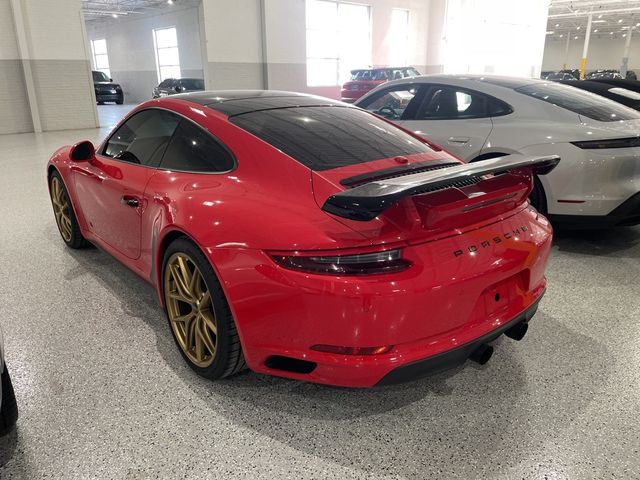 2019 Porsche 911 Carrera 4S