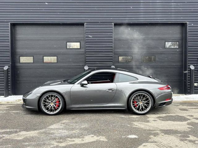 2019 Porsche 911 Carrera 4S