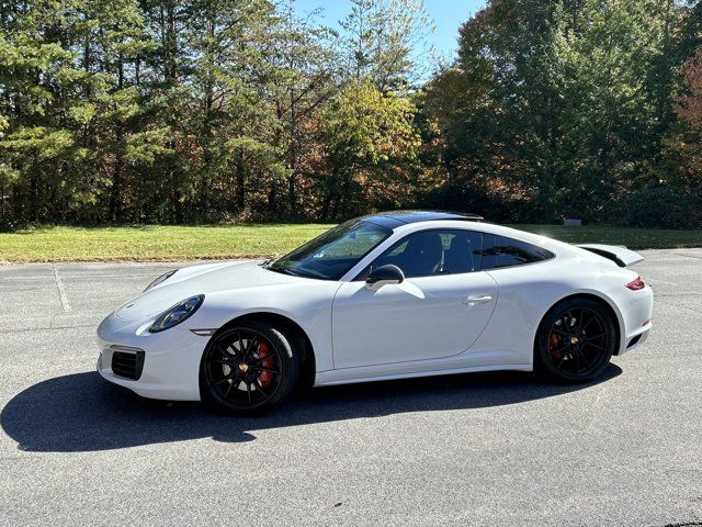 2019 Porsche 911 Carrera 4S