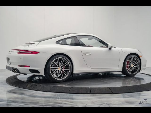 2019 Porsche 911 Carrera 4S