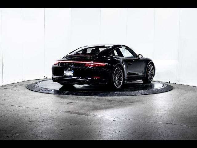 2019 Porsche 911 Carrera 4S