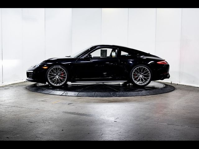 2019 Porsche 911 Carrera 4S